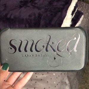 Smoked urban decay eyeshadow palette
